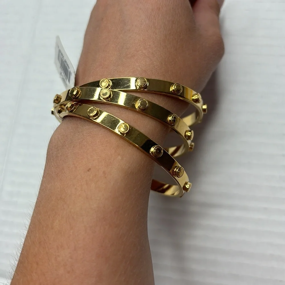 New GUESS Raised Stud Gold Bangle Set